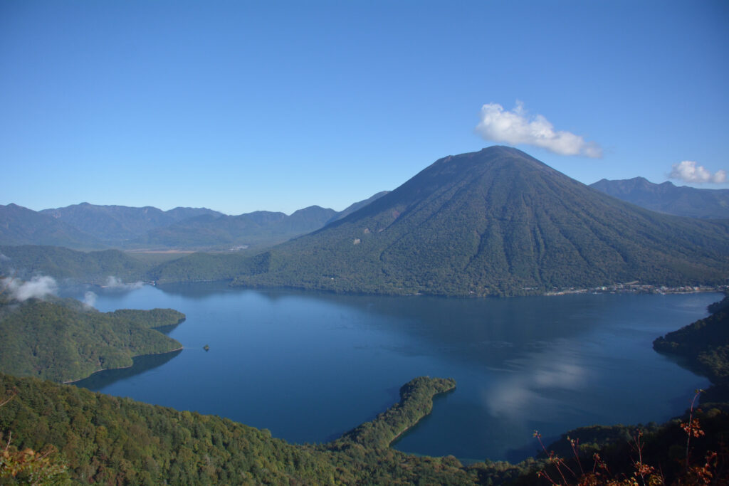 半月山展望台からの中禅寺湖